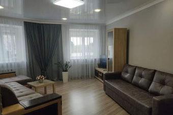 3-комнатная квартира на сутки в Пинске, Ленина пл., 4