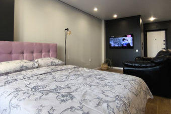 1-комнатная квартира студия на сутки в Пинске, Первомайская ул., 93