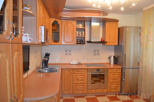Угловая функциональная кухня
