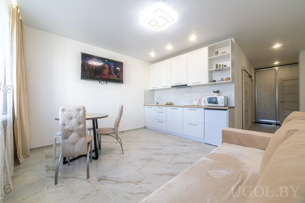 Гостиная со столом