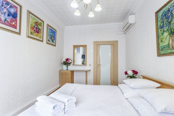 Белая спальня