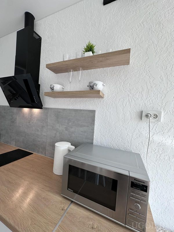 Микроволновка на кухне