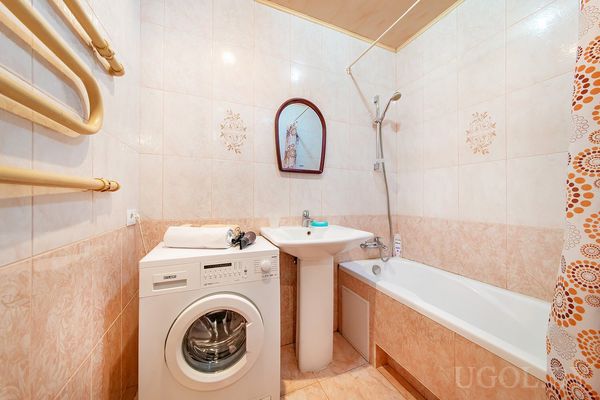 Ванная в бежево белых тонах