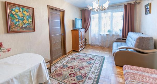 Телевизор в гостиной