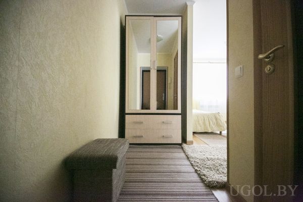Диванчик в прихожей