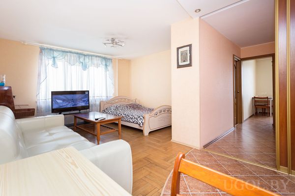 Интерьер гостиной в современном стиле