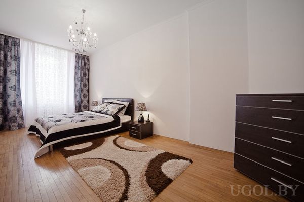 Коричневая спальня